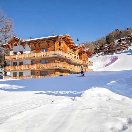 Penthouse On The Piste *