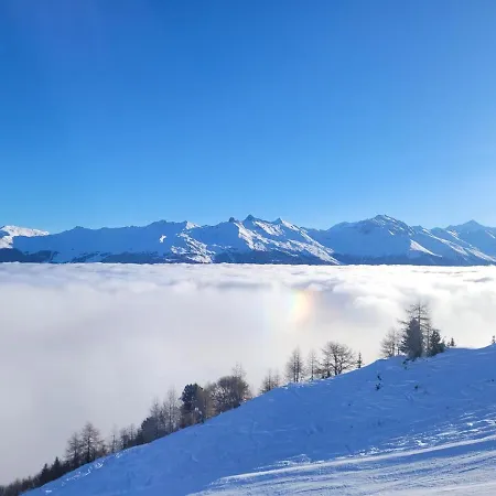 Penthouse On The Piste *